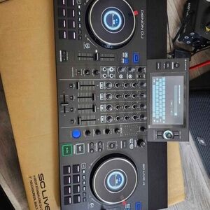 PIONEER Black and Blue Car Audio Equalizer